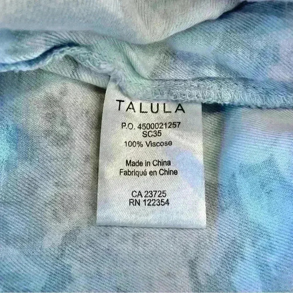 Aritzia Talula Floral Print Shorts High Rise Waist with Pockets Size Medium - Picture 10 of 11